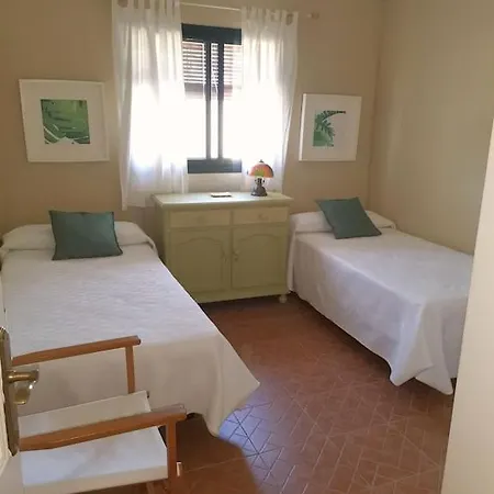 Holiday home El Campito, Piscina, Bbq, Ping-pong, Billar, 10 Min Andando De La Playa *